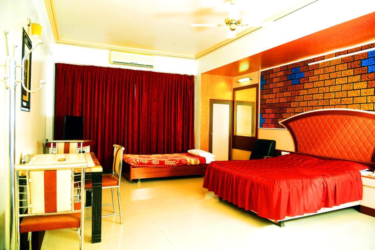 The Grand Krishna Rooms Bangalore Exterior photo