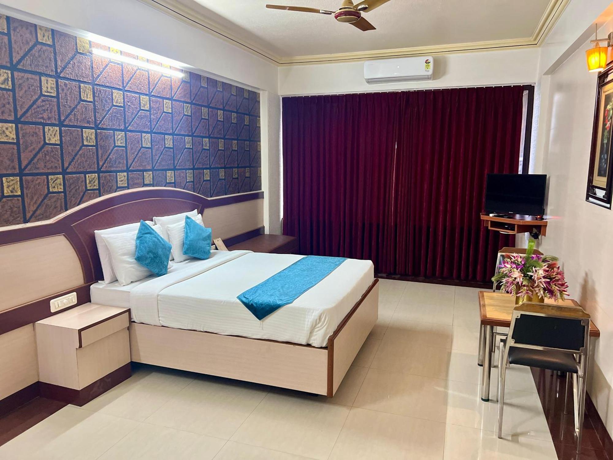 The Grand Krishna Rooms Bangalore Exterior photo