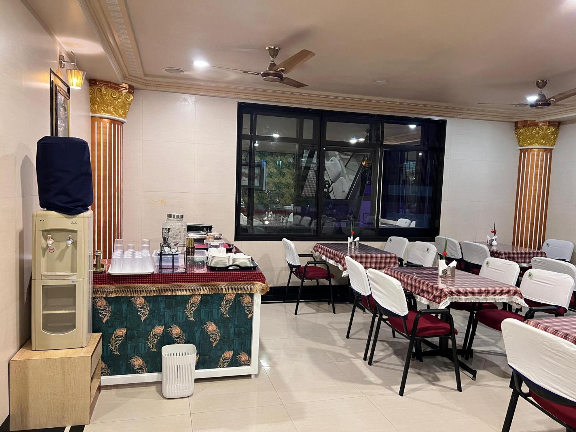 The Grand Krishna Rooms Bangalore Exterior photo