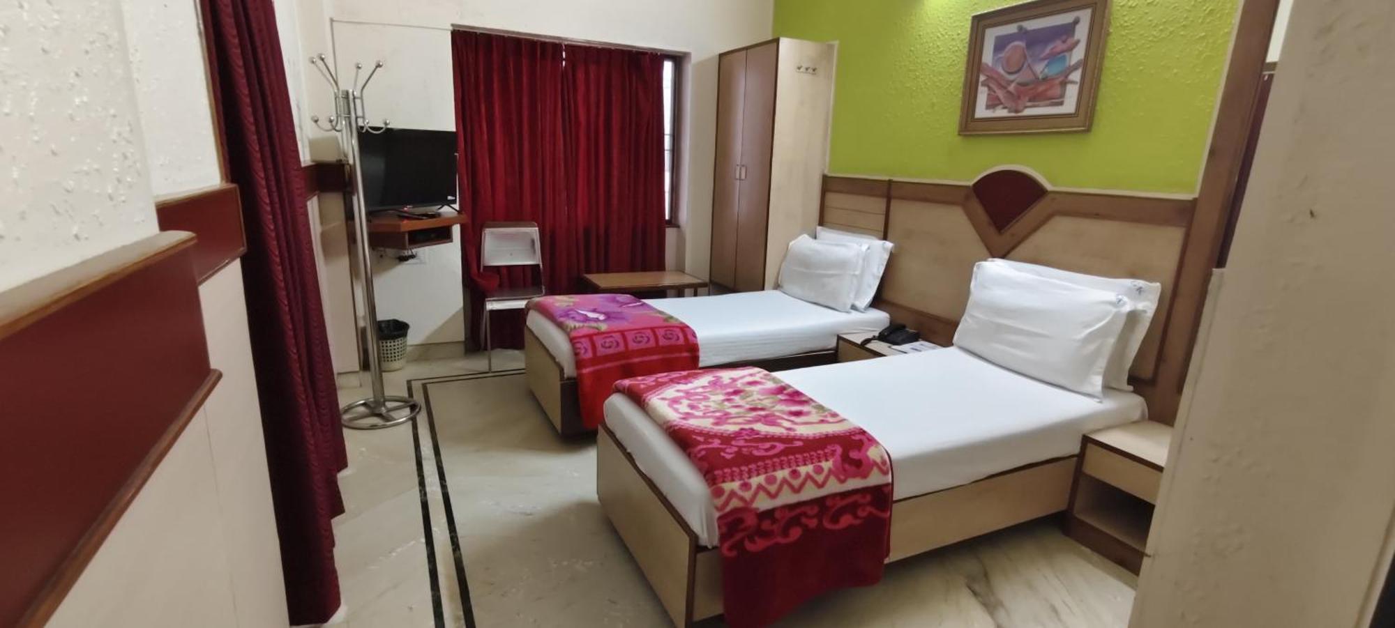 The Grand Krishna Rooms Bangalore Exterior photo