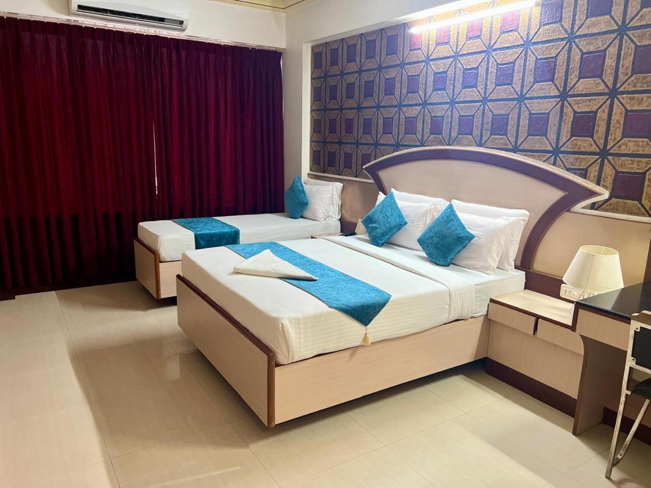 The Grand Krishna Rooms Bangalore Exterior photo