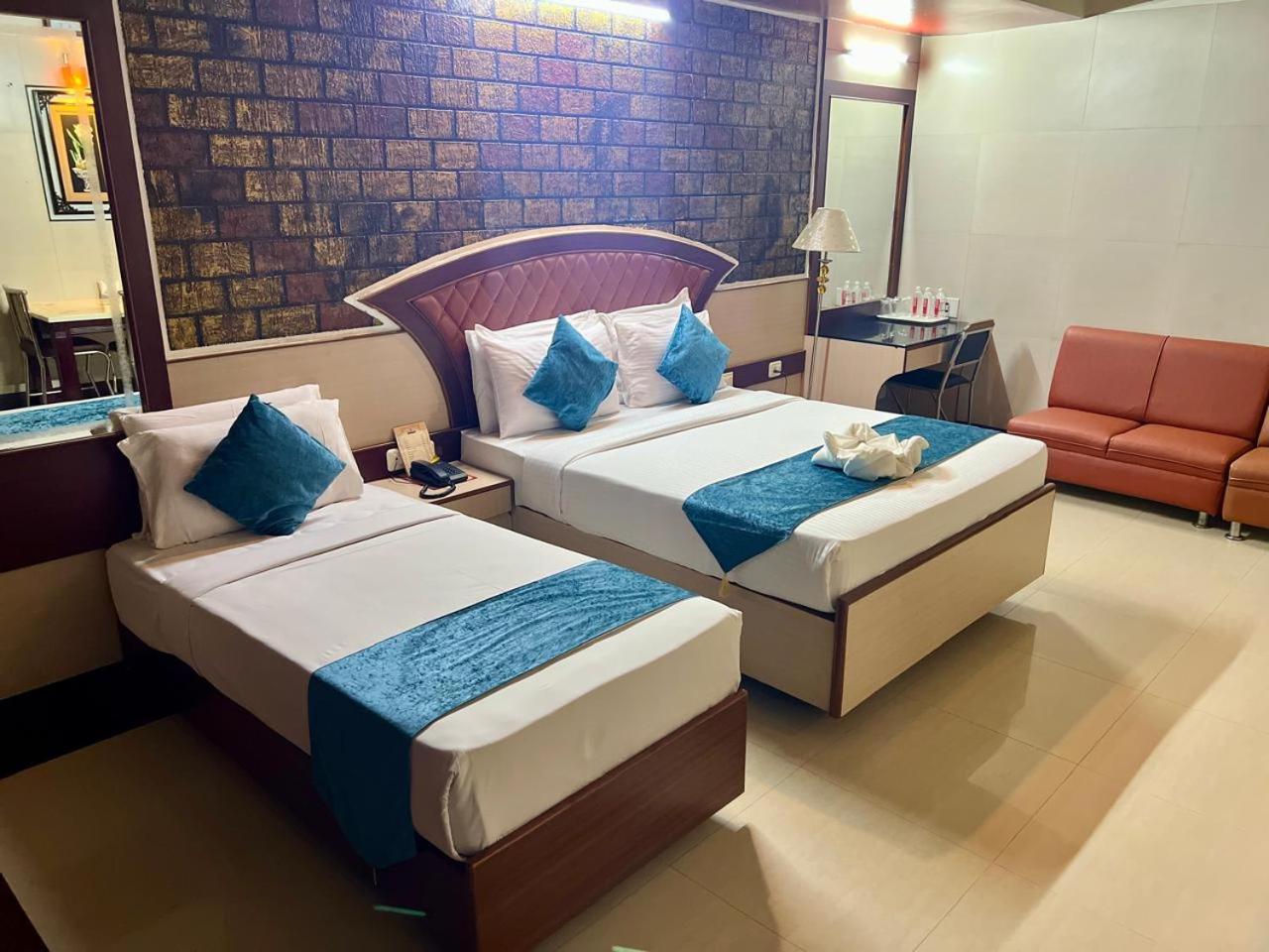 The Grand Krishna Rooms Bangalore Exterior photo