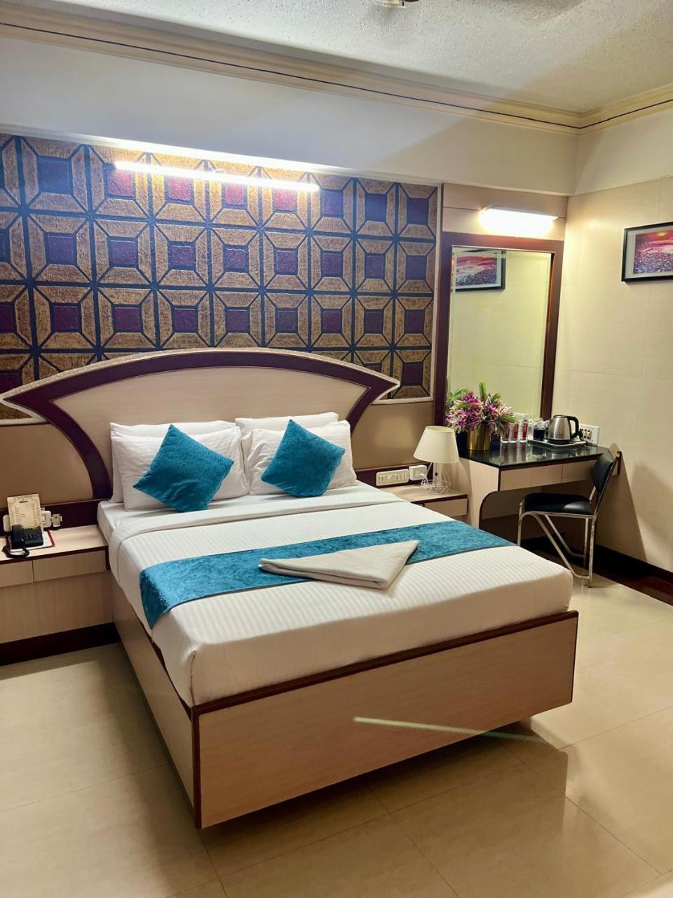 The Grand Krishna Rooms Bangalore Exterior photo