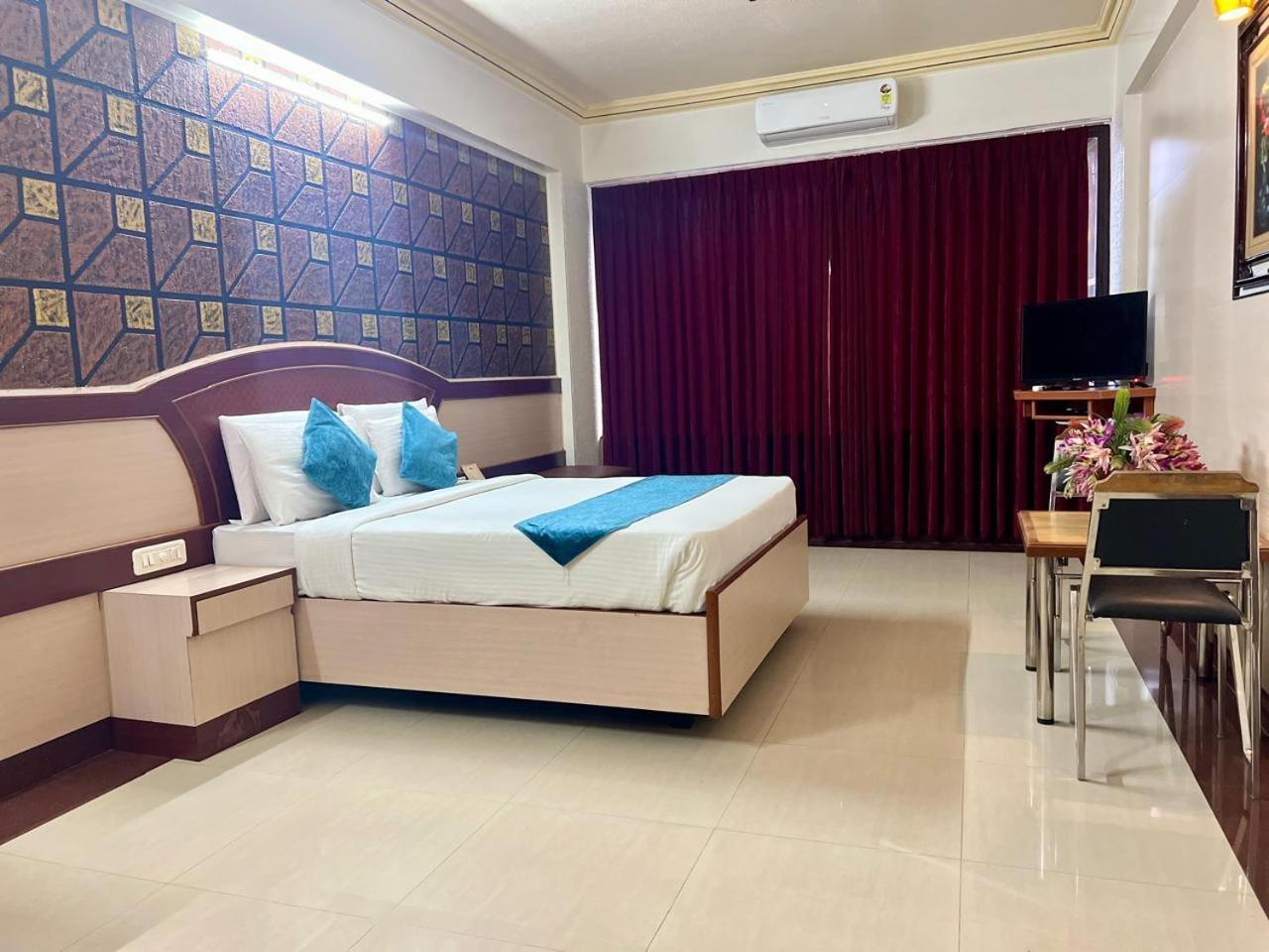 The Grand Krishna Rooms Bangalore Exterior photo