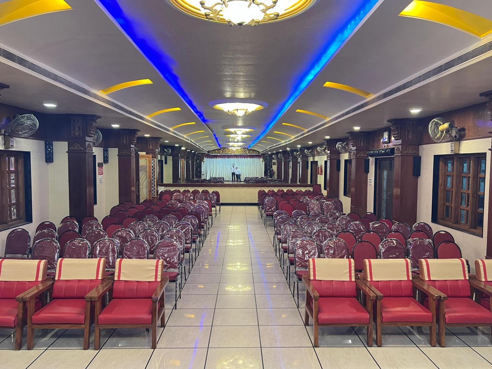 The Grand Krishna Rooms Bangalore Exterior photo