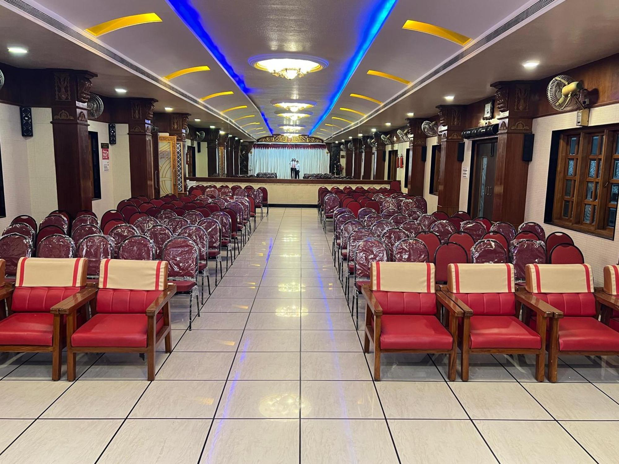 The Grand Krishna Rooms Bangalore Exterior photo