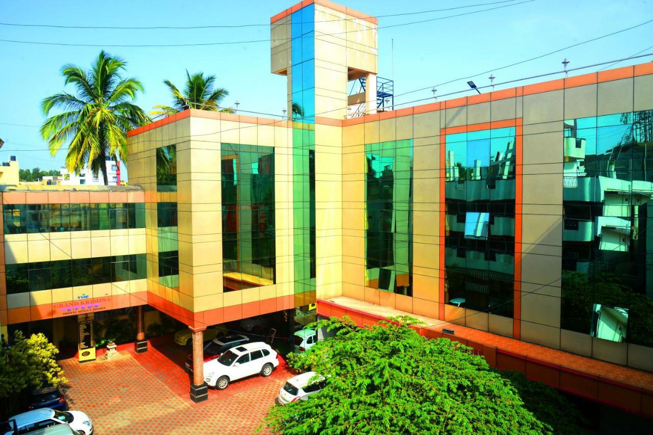 The Grand Krishna Rooms Bangalore Exterior photo
