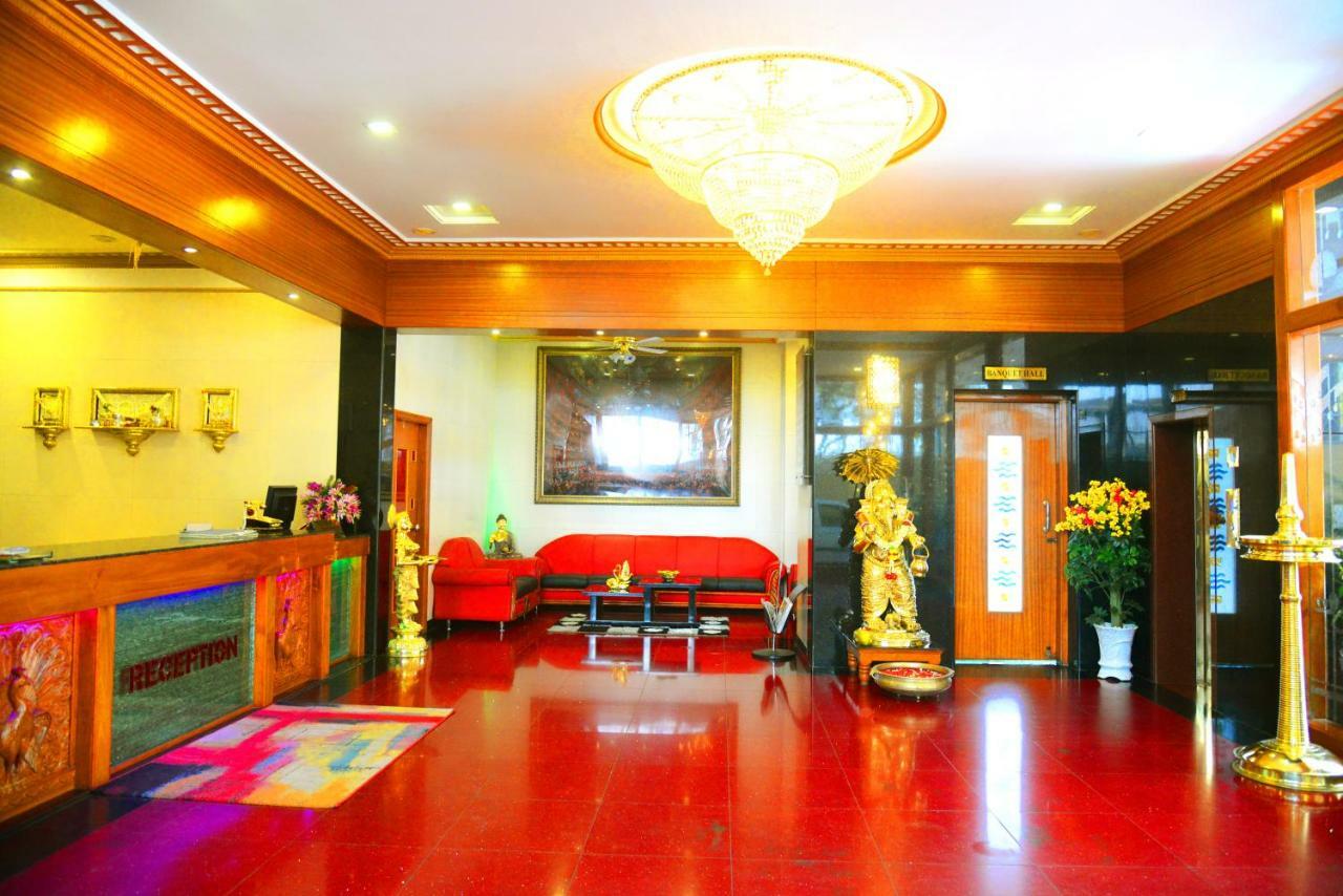 The Grand Krishna Rooms Bangalore Exterior photo